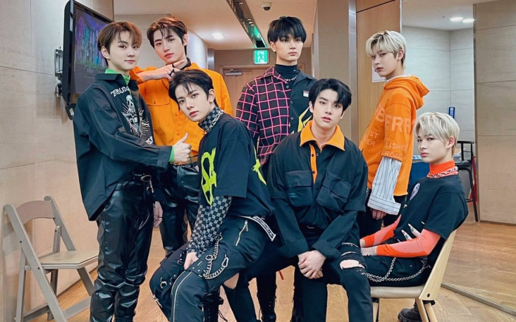 Grup K-Pop Gen 4 yang...