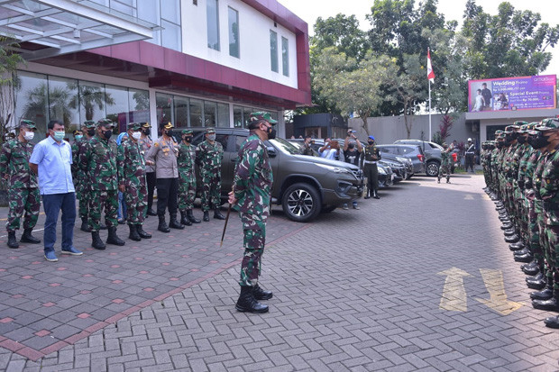 Panglima TNI Kerahkan...