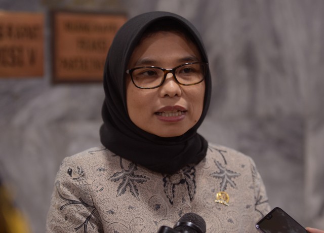 PKB Tolak Aturan Wajib...