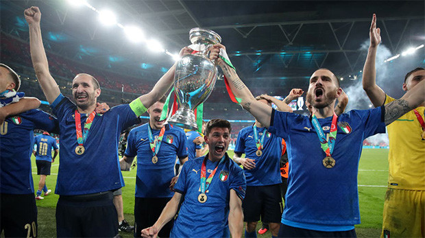 Juara Ketiga UEFA Nations...
