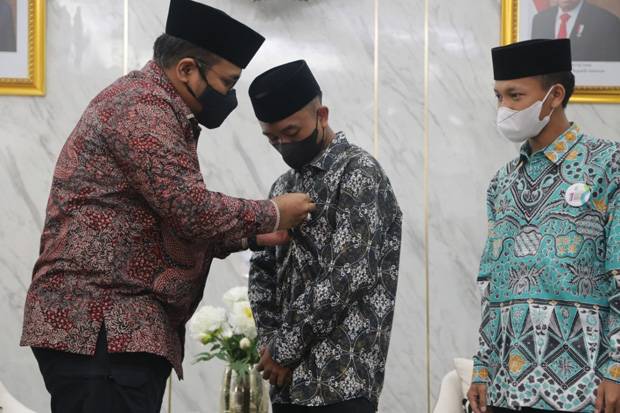 Profil Afi Ahmad Ridlo,...