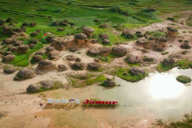 Intip Indahnya Panorama...