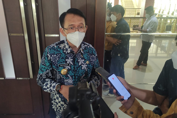 Pemkab Bekasi Cari Orang...
