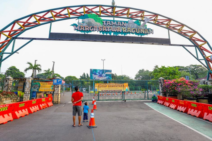 Ragunan Dibuka Mulai...
