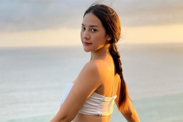 Anya Geraldine Bagikan...