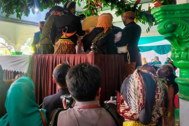 Gong Kiai Pradah Pusaka...