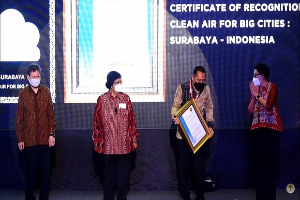 Luar Biasa! Udara di...