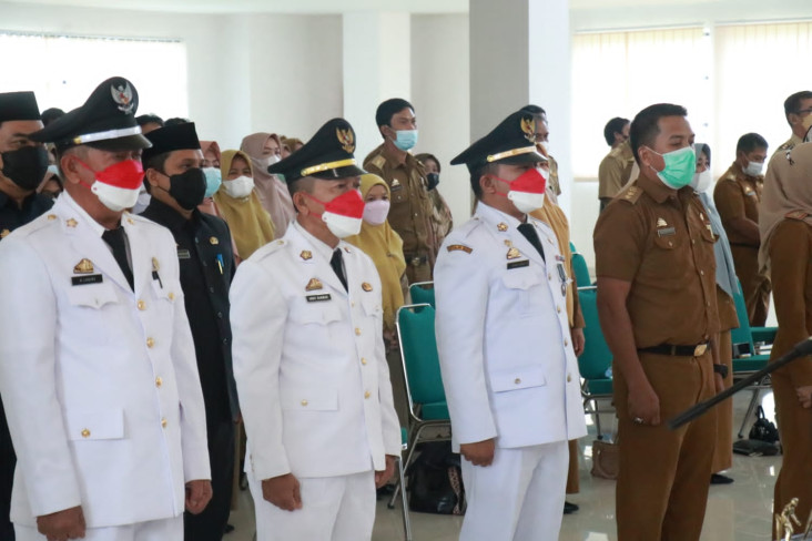Bupati Barru Lantik...