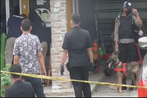 Pembunuhan Ibu dan Anak...