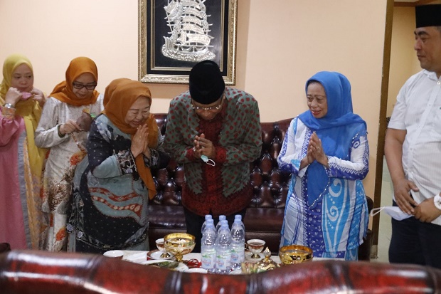 Dzurriyah Mbah Wahab...