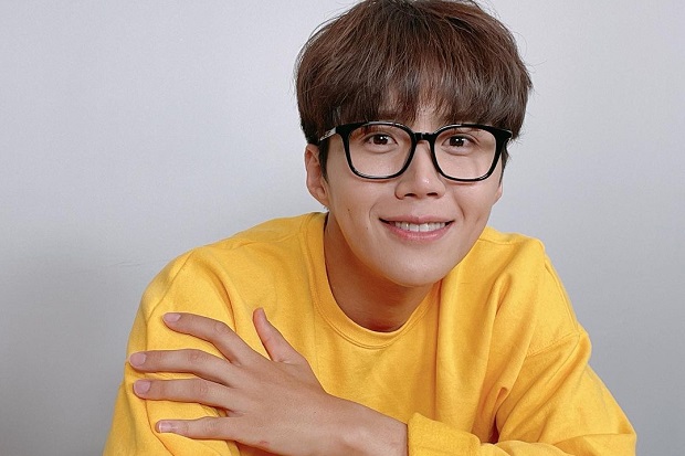 Kim Seon Ho Dikabarkan...