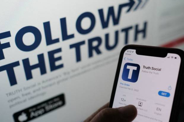 Truth Social Langgar...