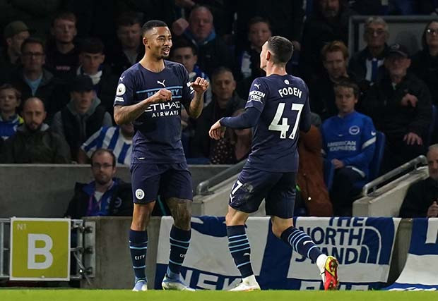 Rebut Gol Gabriel Jesus,...