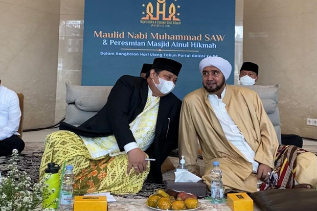 Gelar Maulid Nabi Hadapi...