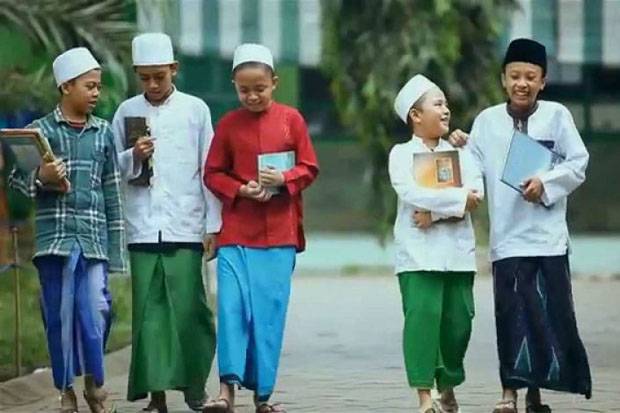 Banyak Lulusan Pesantren...