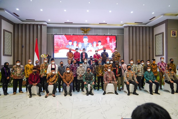 Kirun dan Seniman Jatim...