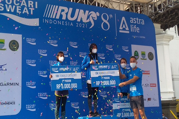 Pertama di Bandung,...