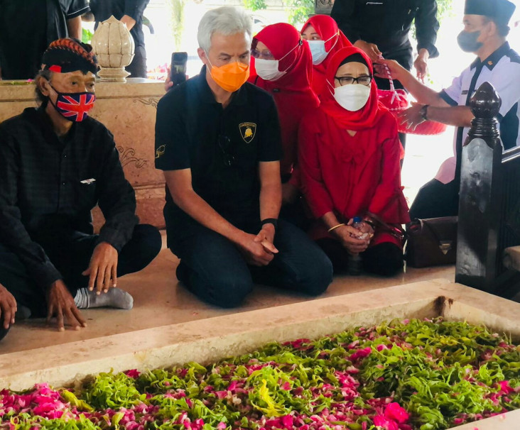Gubernur Ganjar dan...