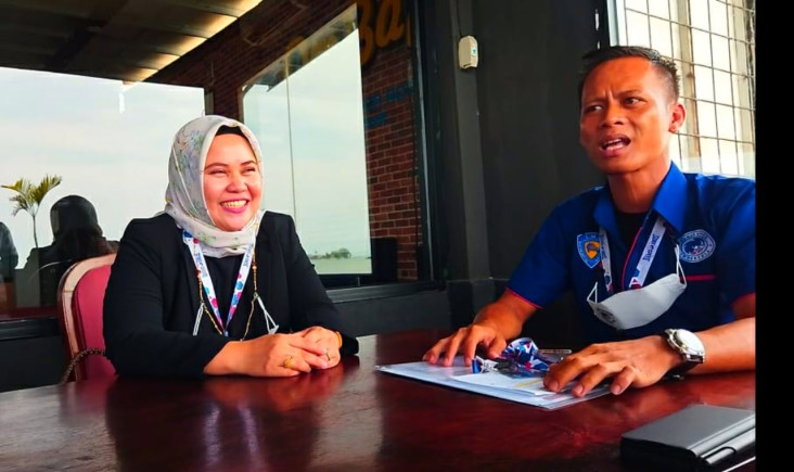 Ukir Sejarah, Kurniati...