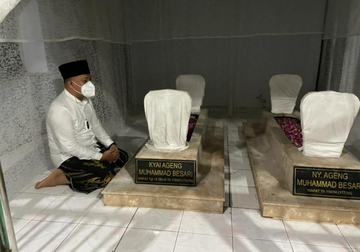 Kiai Ageng Muhammad...