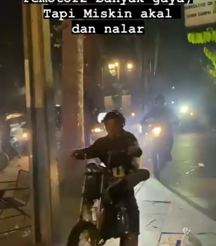 Ridwan Kamil : Pemotor...