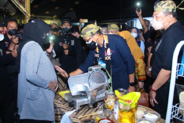 Ingin Anaknya Sukses...