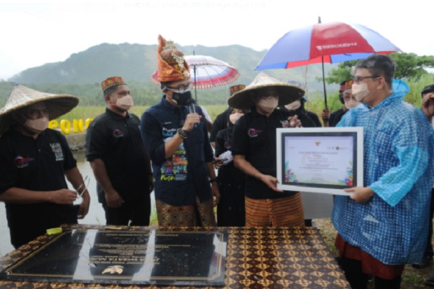 Terobos Hujan dan Angin...