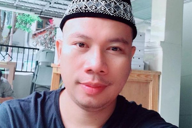 Vicky Prasetyo Dikabarkan...