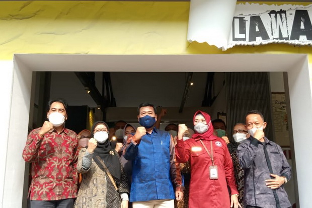 Lawan!, Pameran Tokoh...