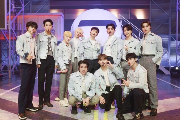 Seventeen Raih Penjualan...