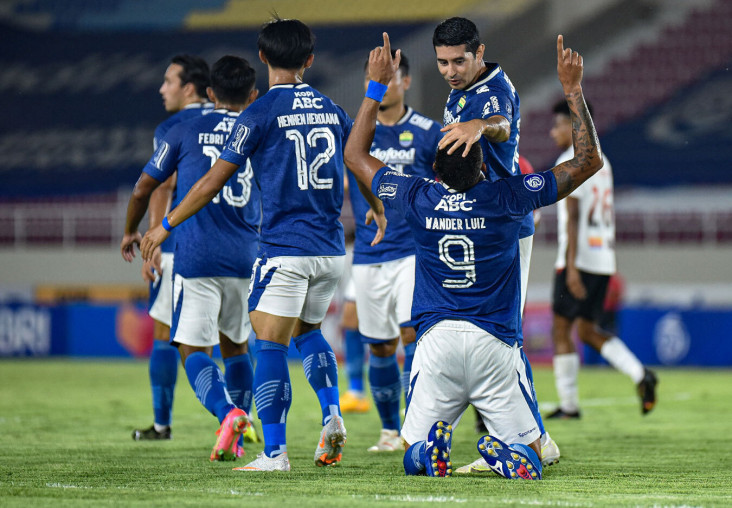 Liga 1: Persib Gasak...