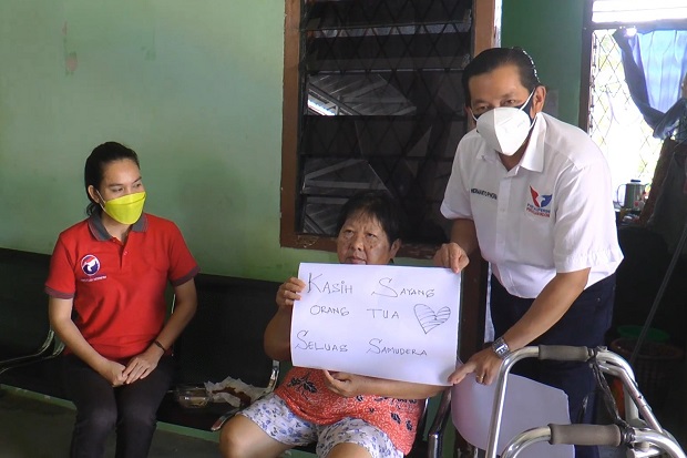 Tebar Cinta Kasih untuk...