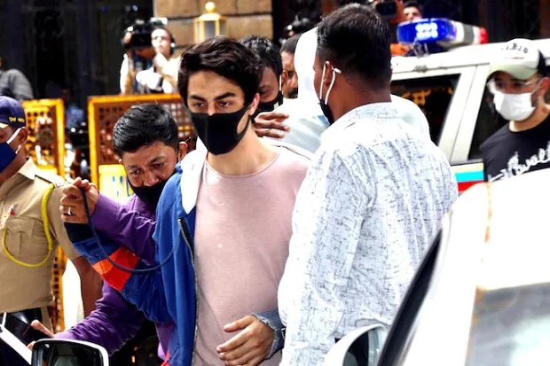 Aryan Khan, Putra Shah...