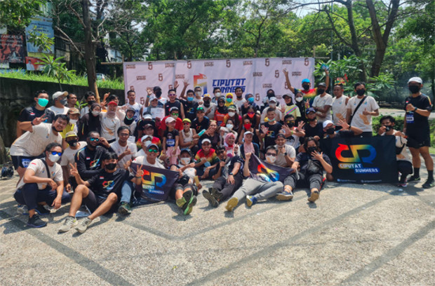 Rayakan HUT Ke-5, Komunitas...