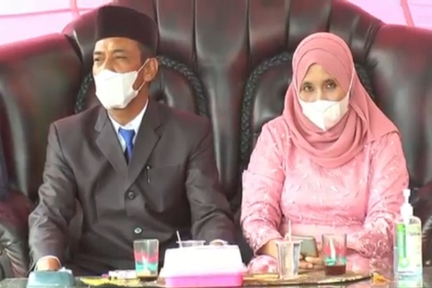 Tak Mau Lawan Kotak...