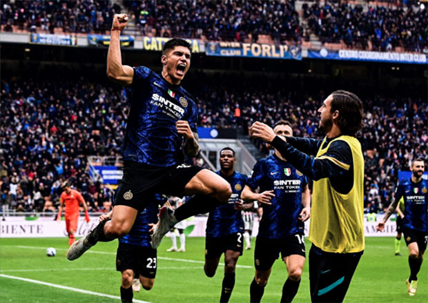 Hasil Inter Milan vs...