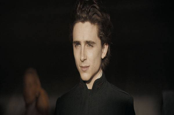 Timothee Chalamet Sebelum...