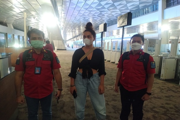 Masuk Bali Pakai Surat...