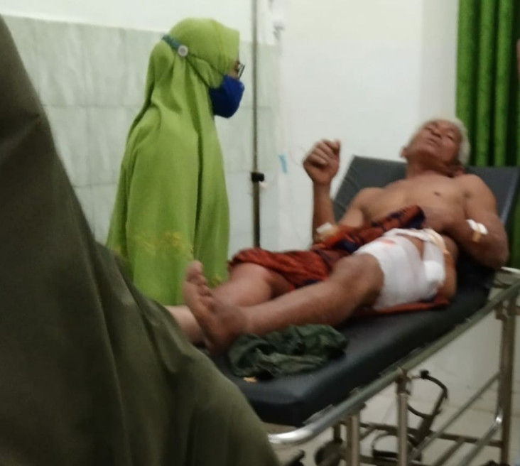 Diterkam Buaya, Pria...