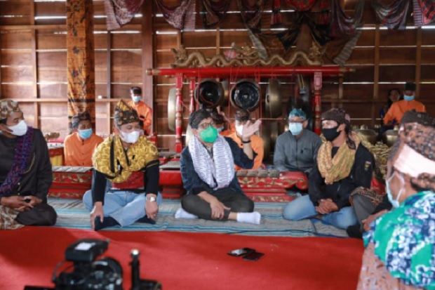Masyarakat Tengger Diminta...