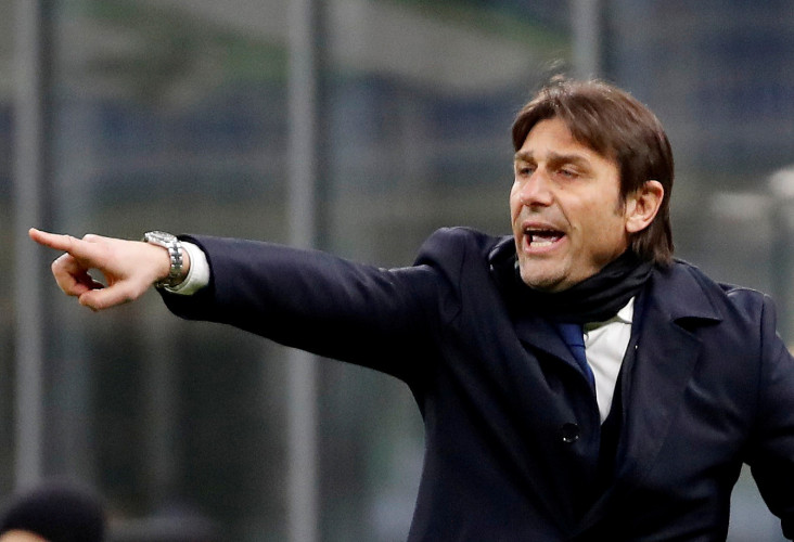 Tottenham Pecat Nuno...