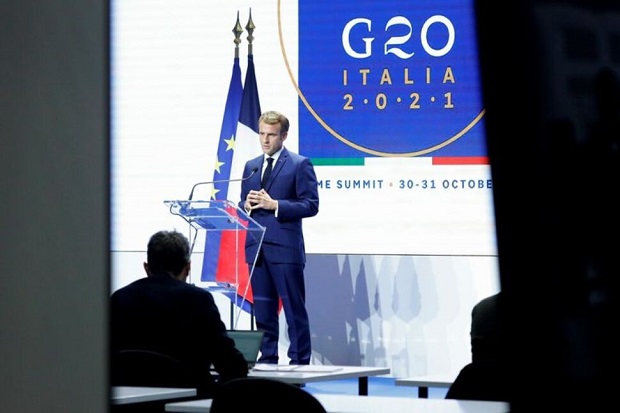 Macron: PM Australia...