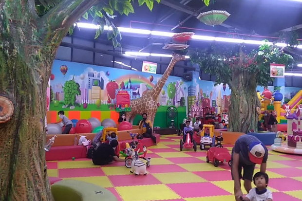 Tempat Bermain Anak...