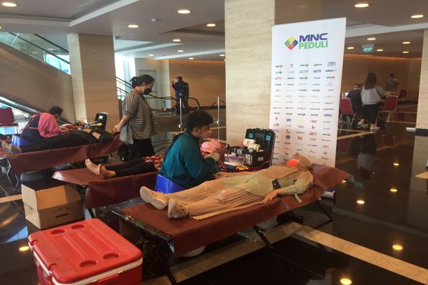 Ikut Donor Darah, Karyawan...