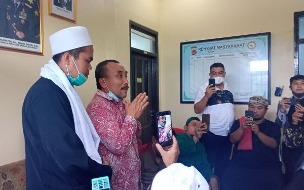 Bentak Ustaz saat Ceramah,...