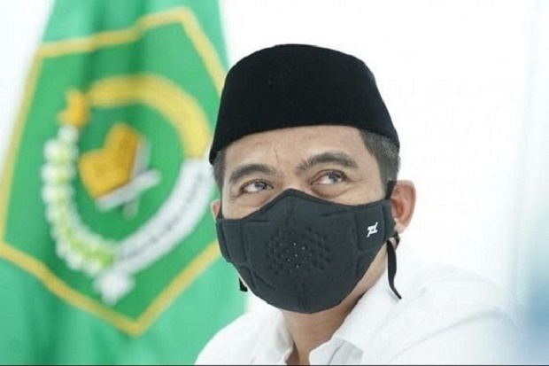 Terkait dengan Kelompok...