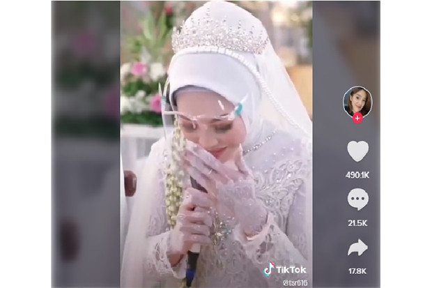Pengantin Wanita Ini...