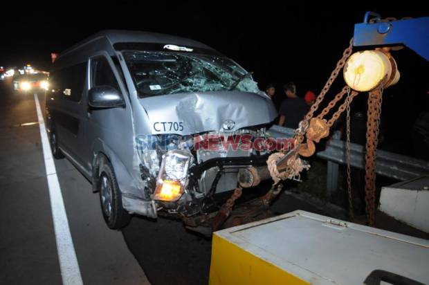 Polisi Kejar Truk Terlibat...