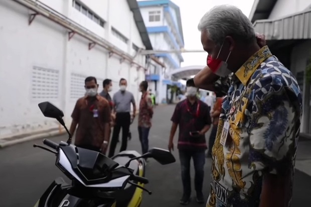 Ganjar Pranowo Pamerkan...