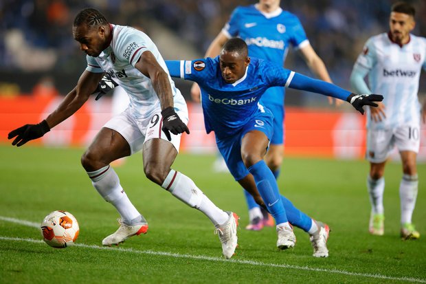 Liga Europa Genk vs...